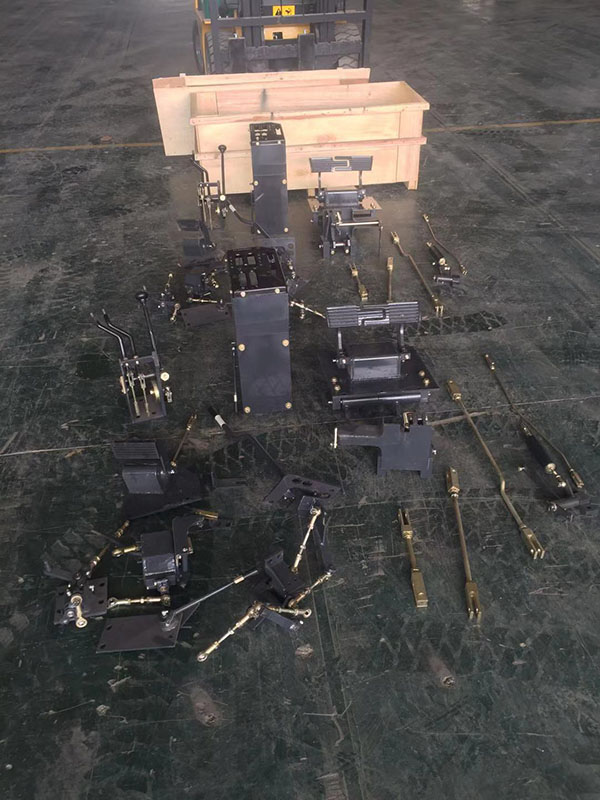 推土機(jī)全車(chē)操縱