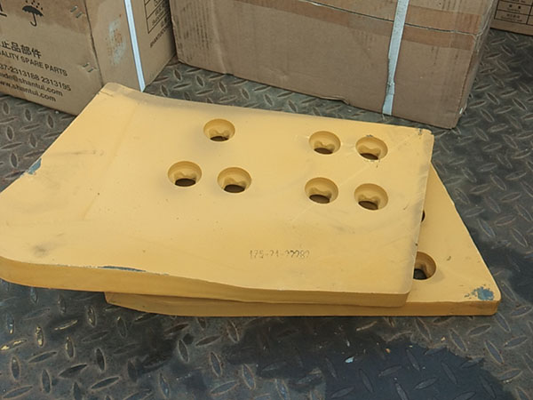 推土機(jī)刀角